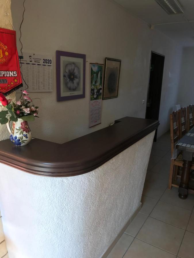 Bora Villa Béziers Buitenkant foto