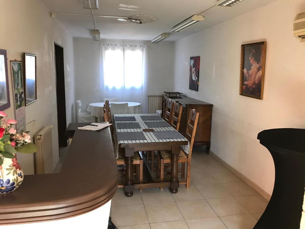 Bora Villa Béziers Buitenkant foto